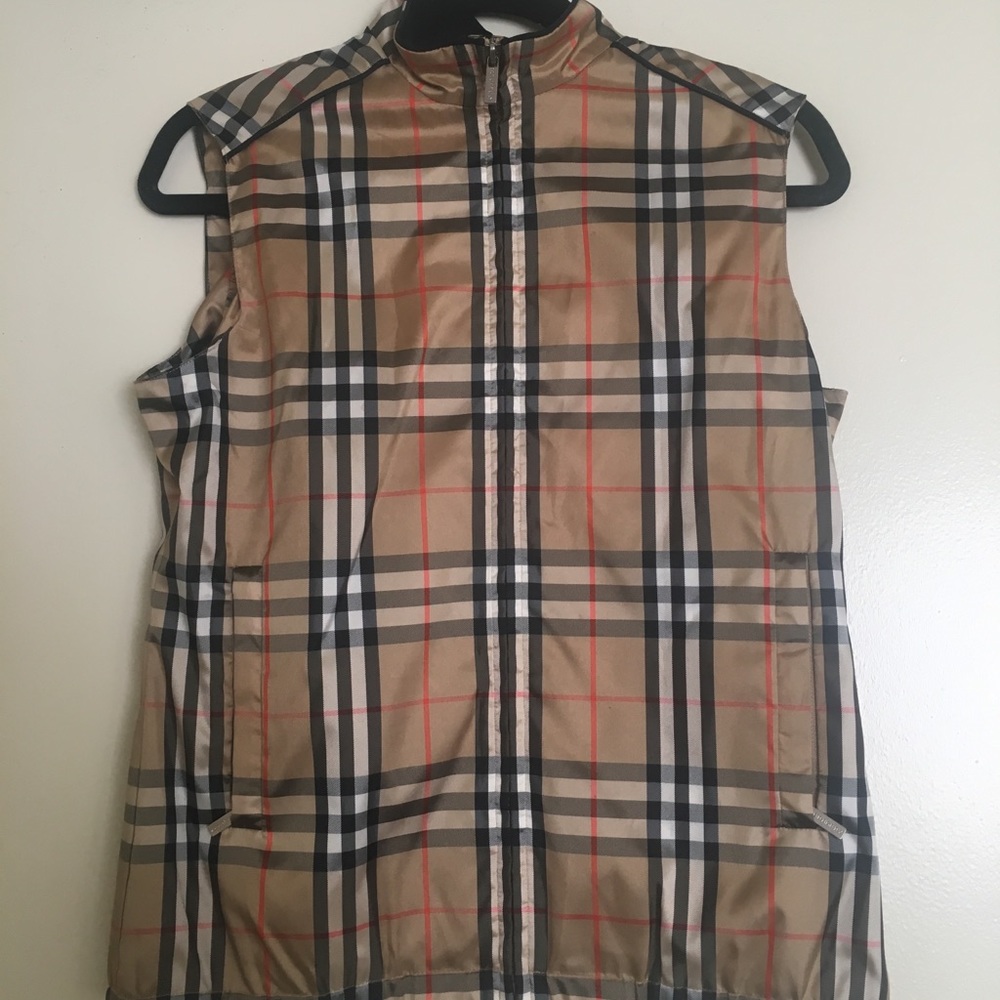 Burberry vest